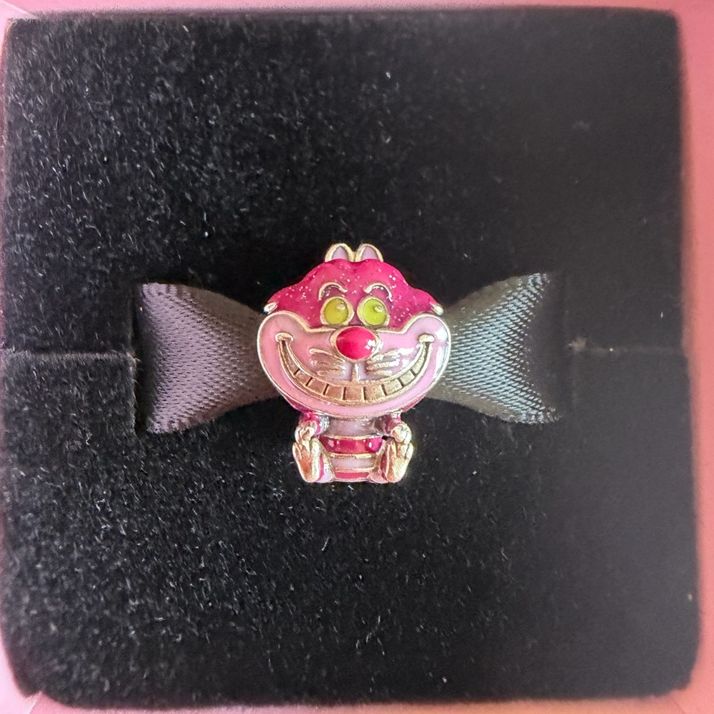 Pandora Disney Alice In Wonderland Cheshire Cat Charm